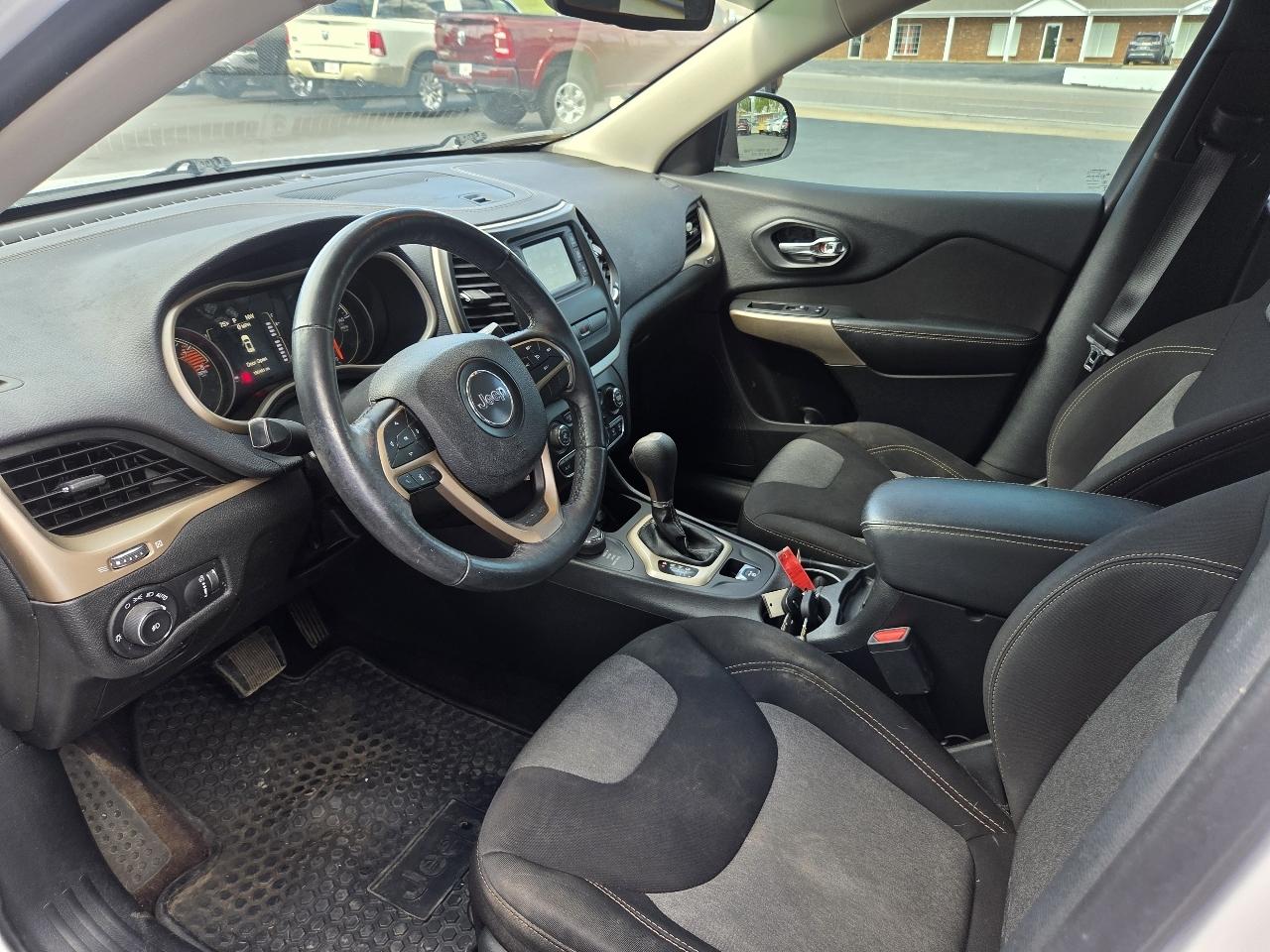 Jeep Cherokee Latitude 4WD 2018