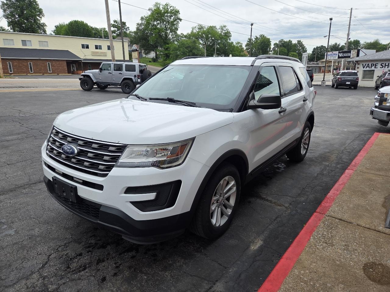 Ford Explorer Base 4WD 2017