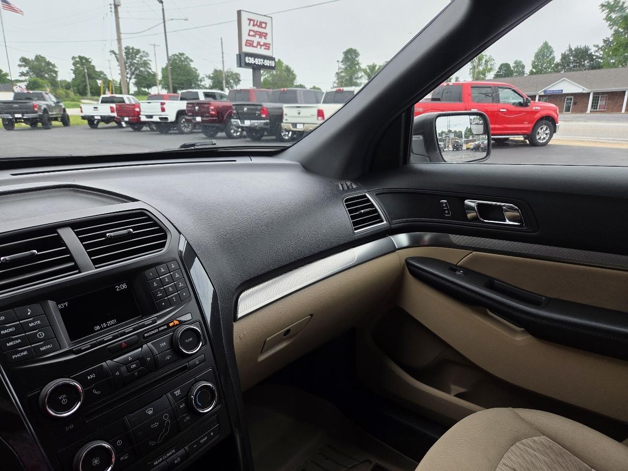 Ford Explorer Base 4WD 2017