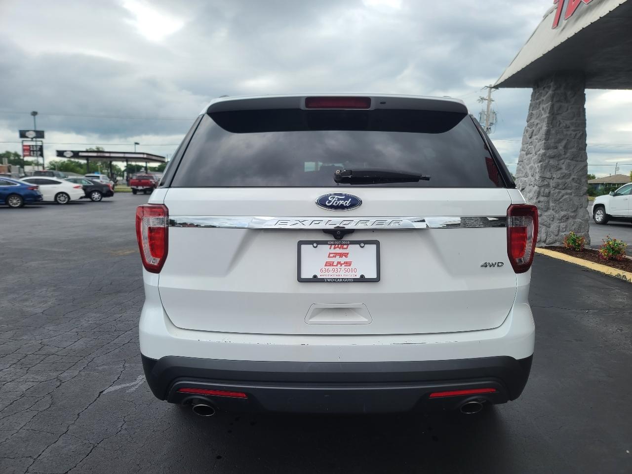 Ford Explorer AWD 4dr XLT 2017