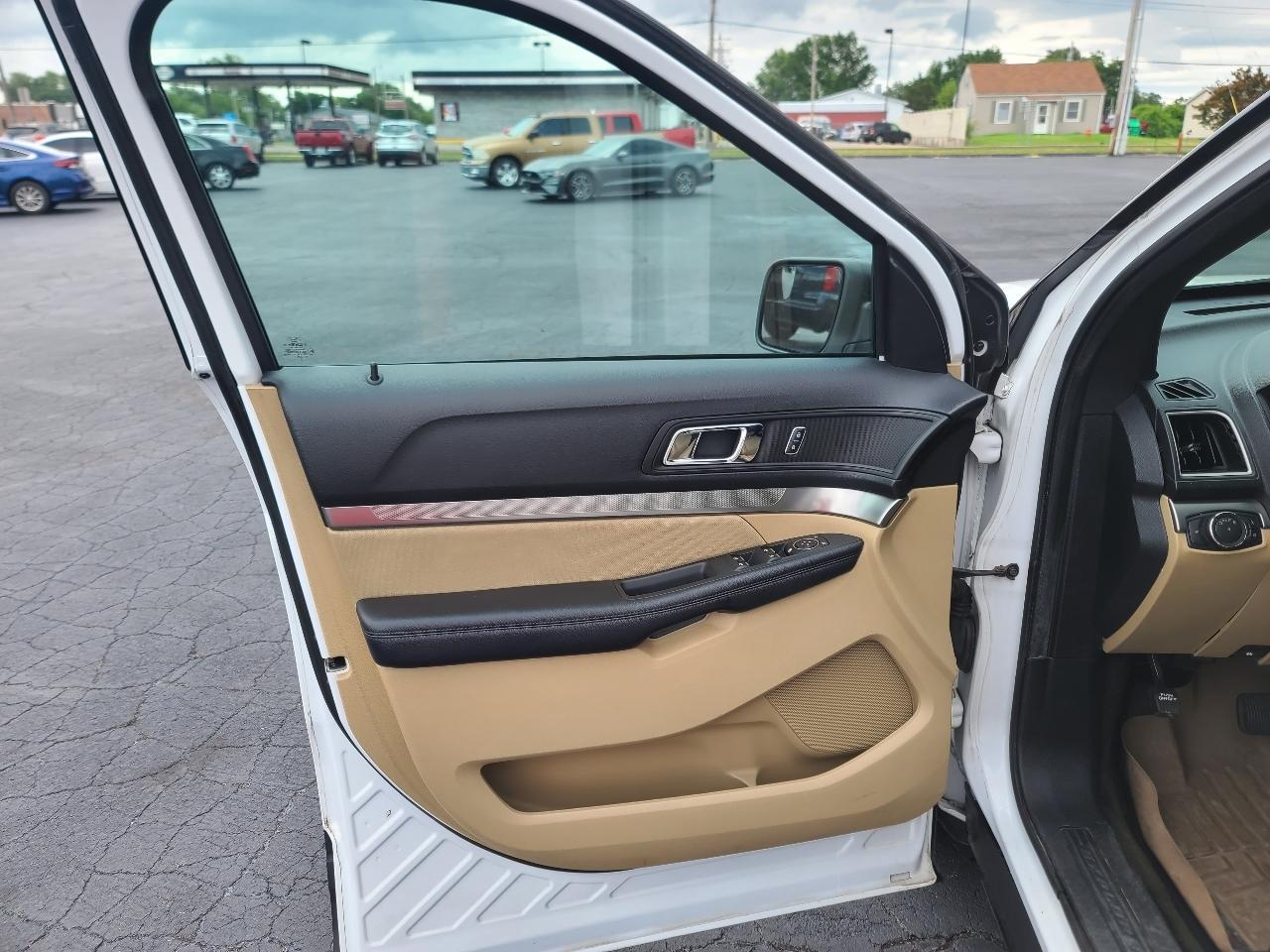 Ford Explorer AWD 4dr XLT 2017
