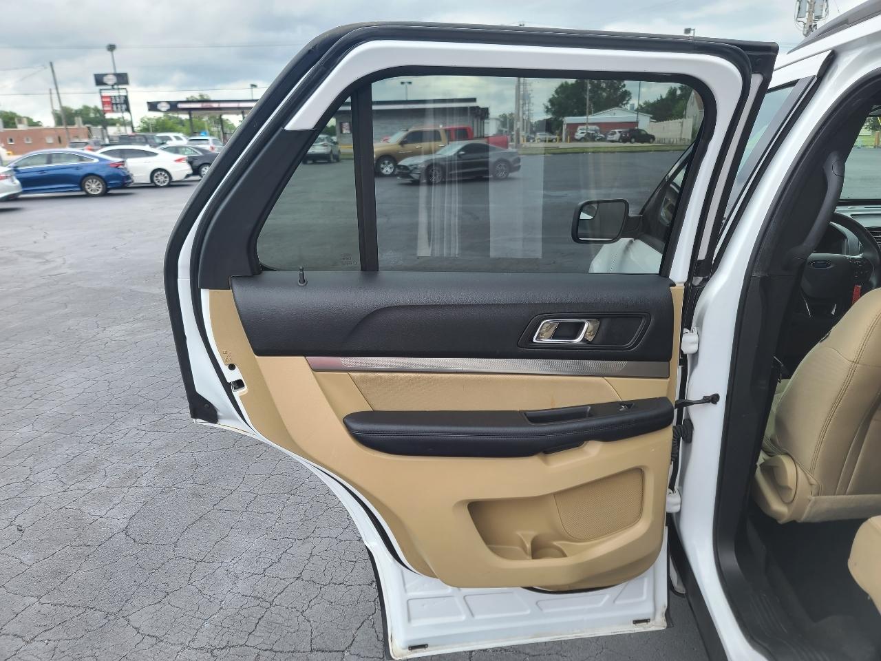 Ford Explorer AWD 4dr XLT 2017