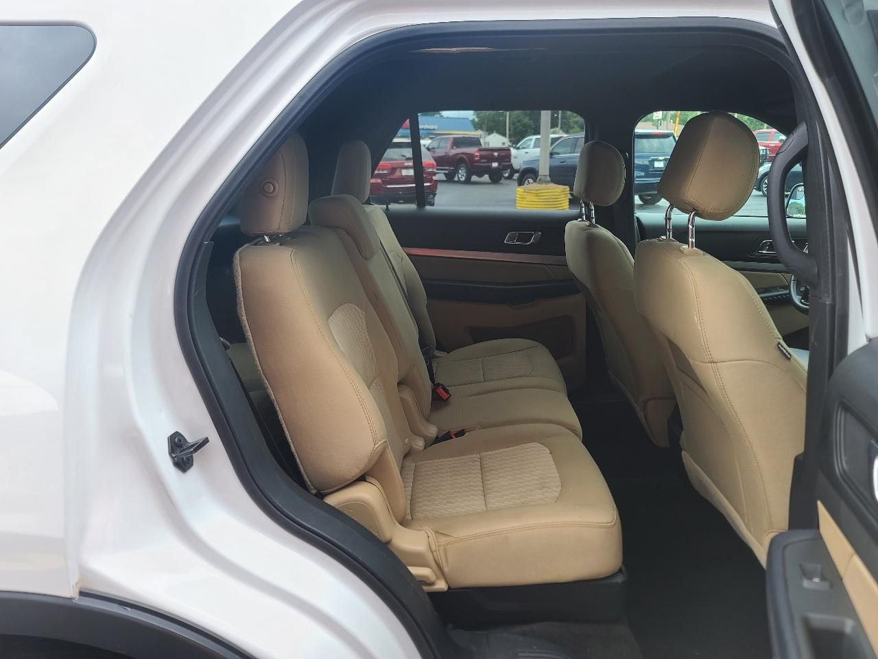 Ford Explorer AWD 4dr XLT 2017