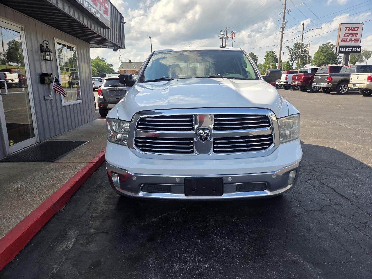 RAM 1500 SLT Crew Cab SWB 4WD 2017