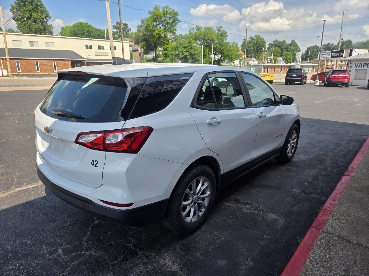 Chevrolet Equinox LS 2WD 2021