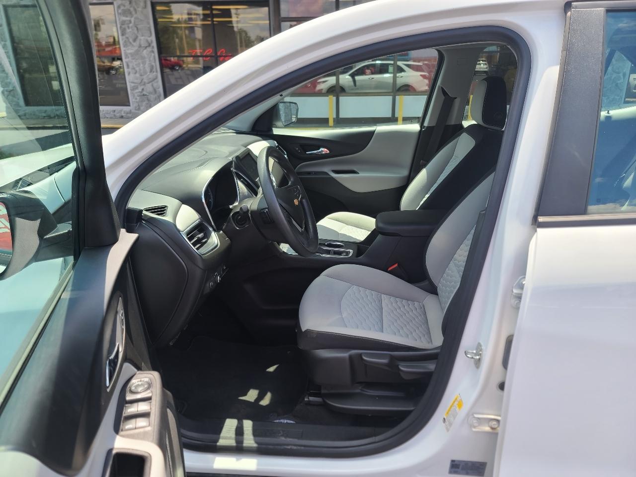 Chevrolet Equinox LS 2WD 2021