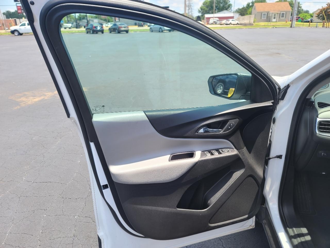 Chevrolet Equinox LS 2WD 2021