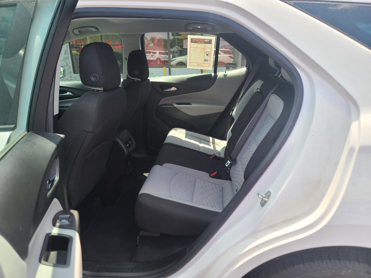 Chevrolet Equinox LS 2WD 2021