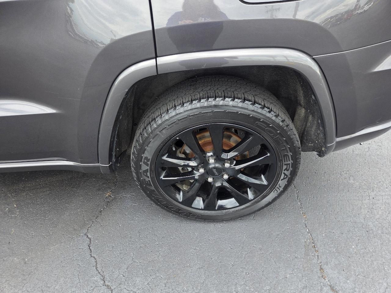 Jeep Grand Cherokee Laredo 4WD 2019