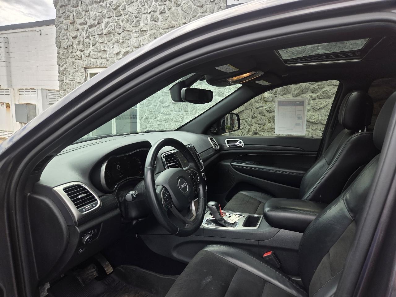 Jeep Grand Cherokee Laredo 4WD 2019