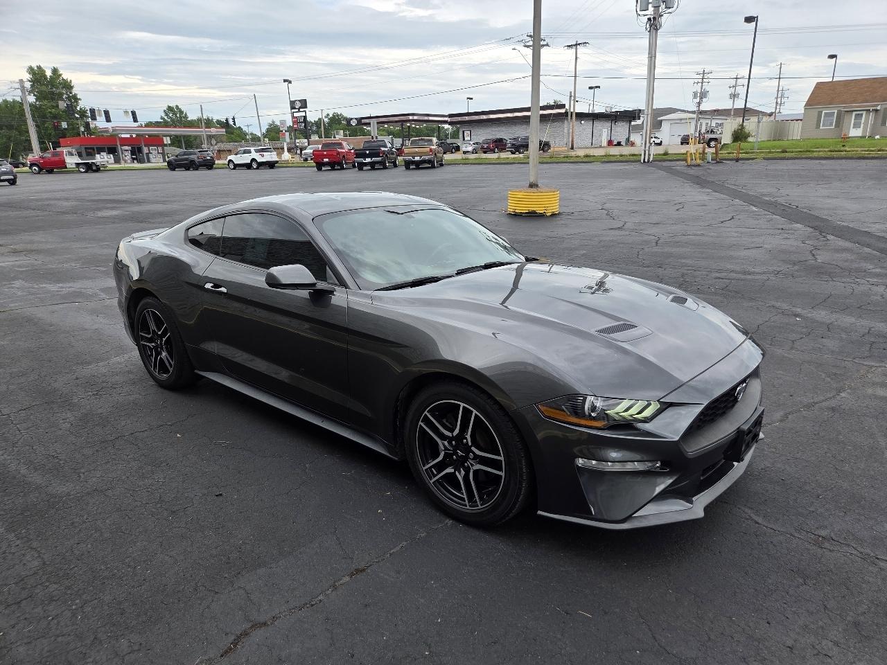 Ford Mustang EcoBoost Coupe 2018