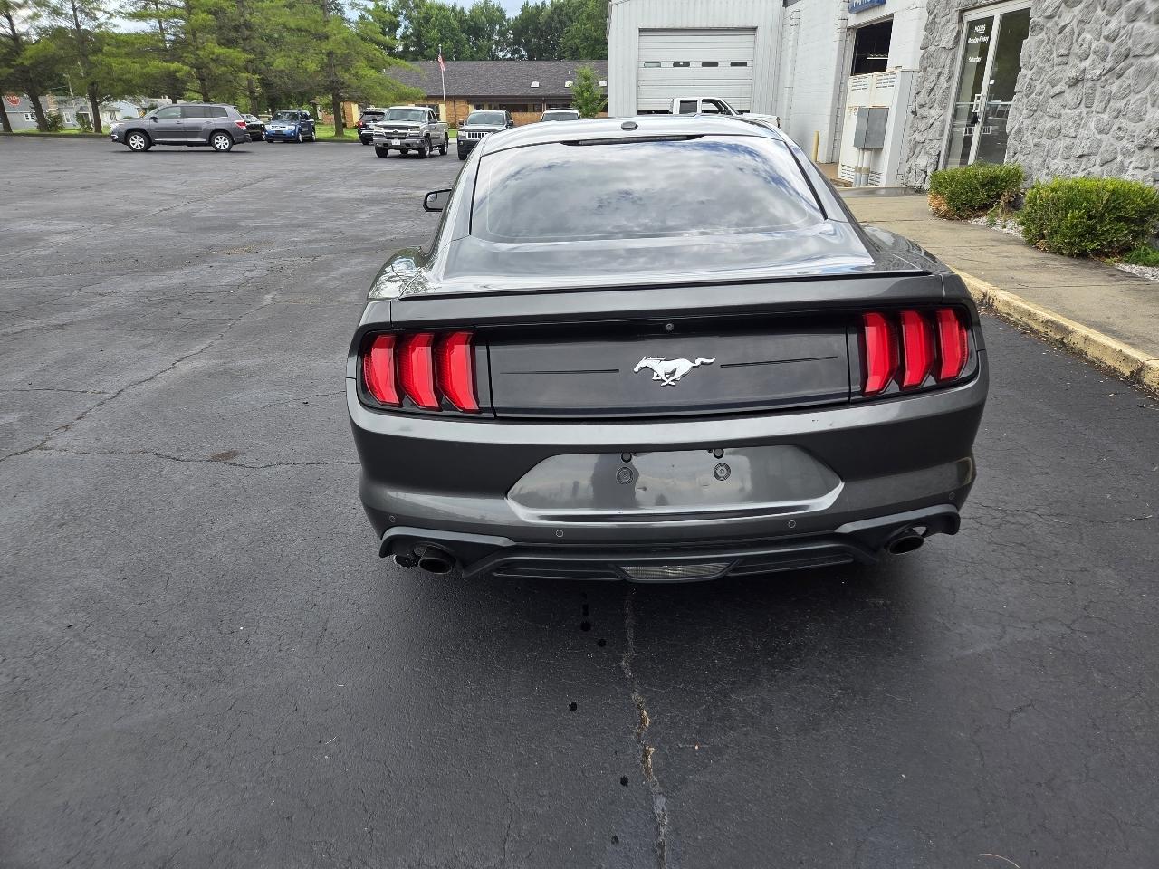 Ford Mustang EcoBoost Coupe 2018