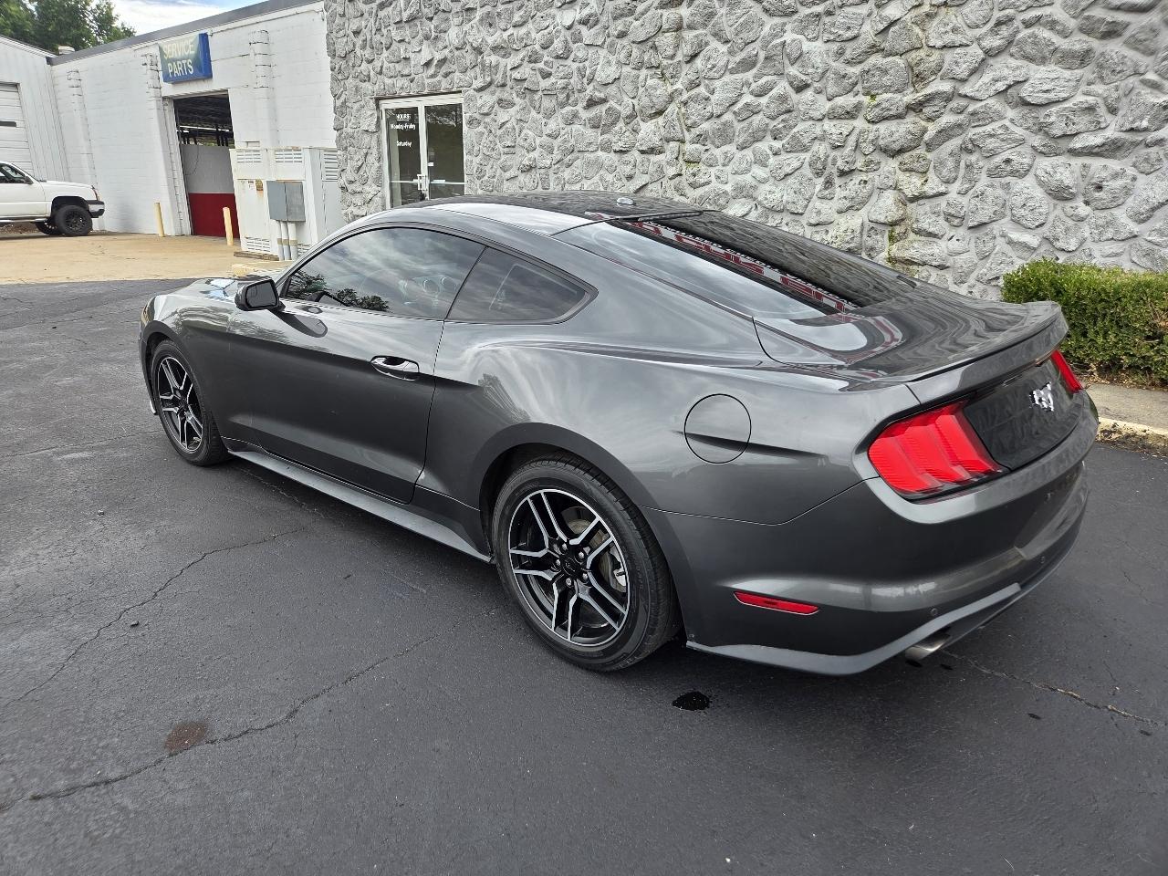 Ford Mustang EcoBoost Coupe 2018
