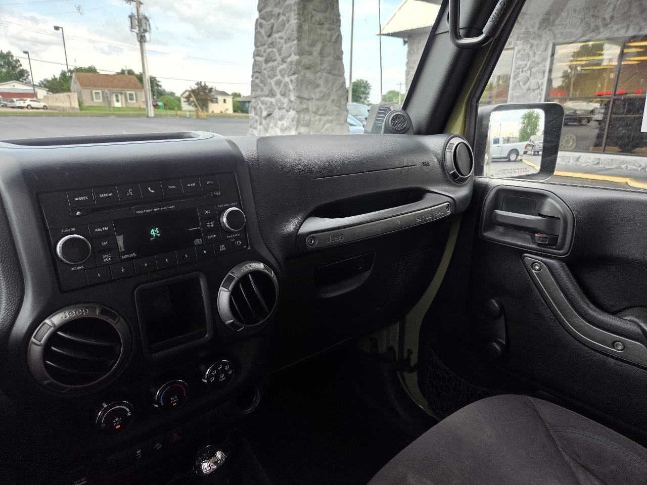 Jeep Wrangler Sport 4WD 2013