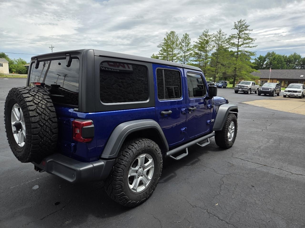 Jeep Wrangler Unlimited Sport 2019