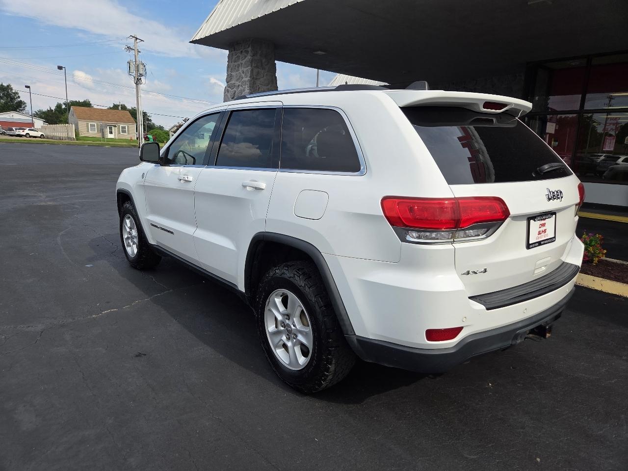 Jeep Grand Cherokee Laredo 4WD 2017