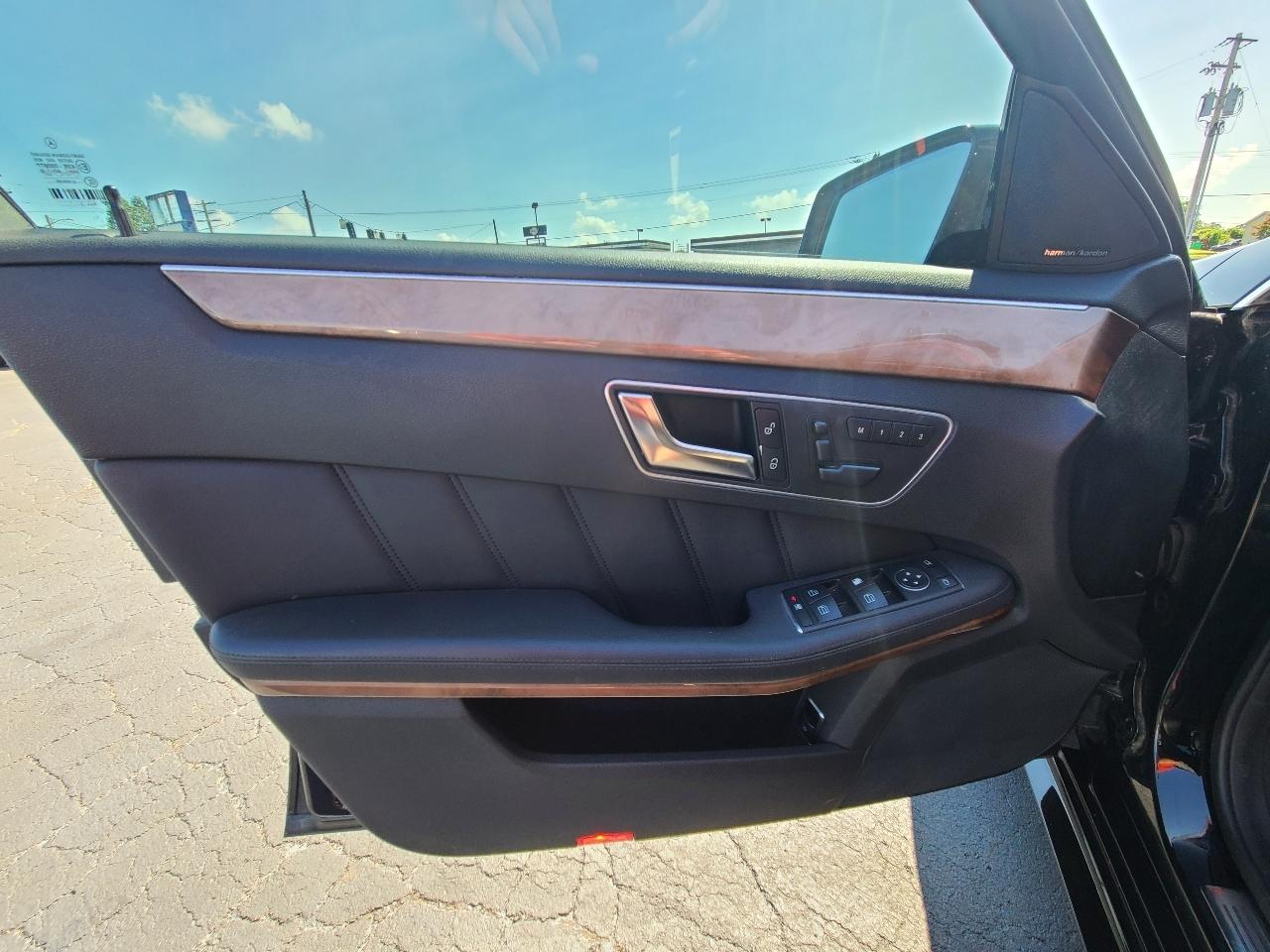 Mercedes-Benz E-Class E350 Sedan 2012