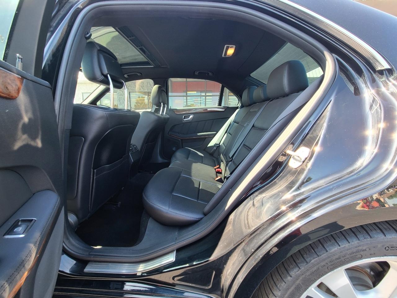 Mercedes-Benz E-Class E350 Sedan 2012