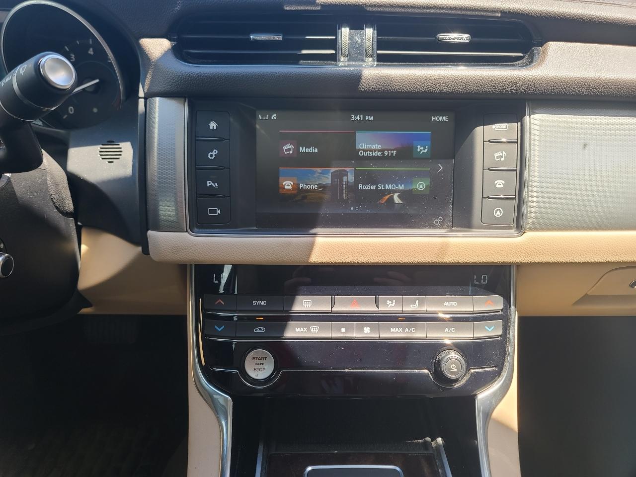 Jaguar XF-Series 35t Prestige AWD 2017