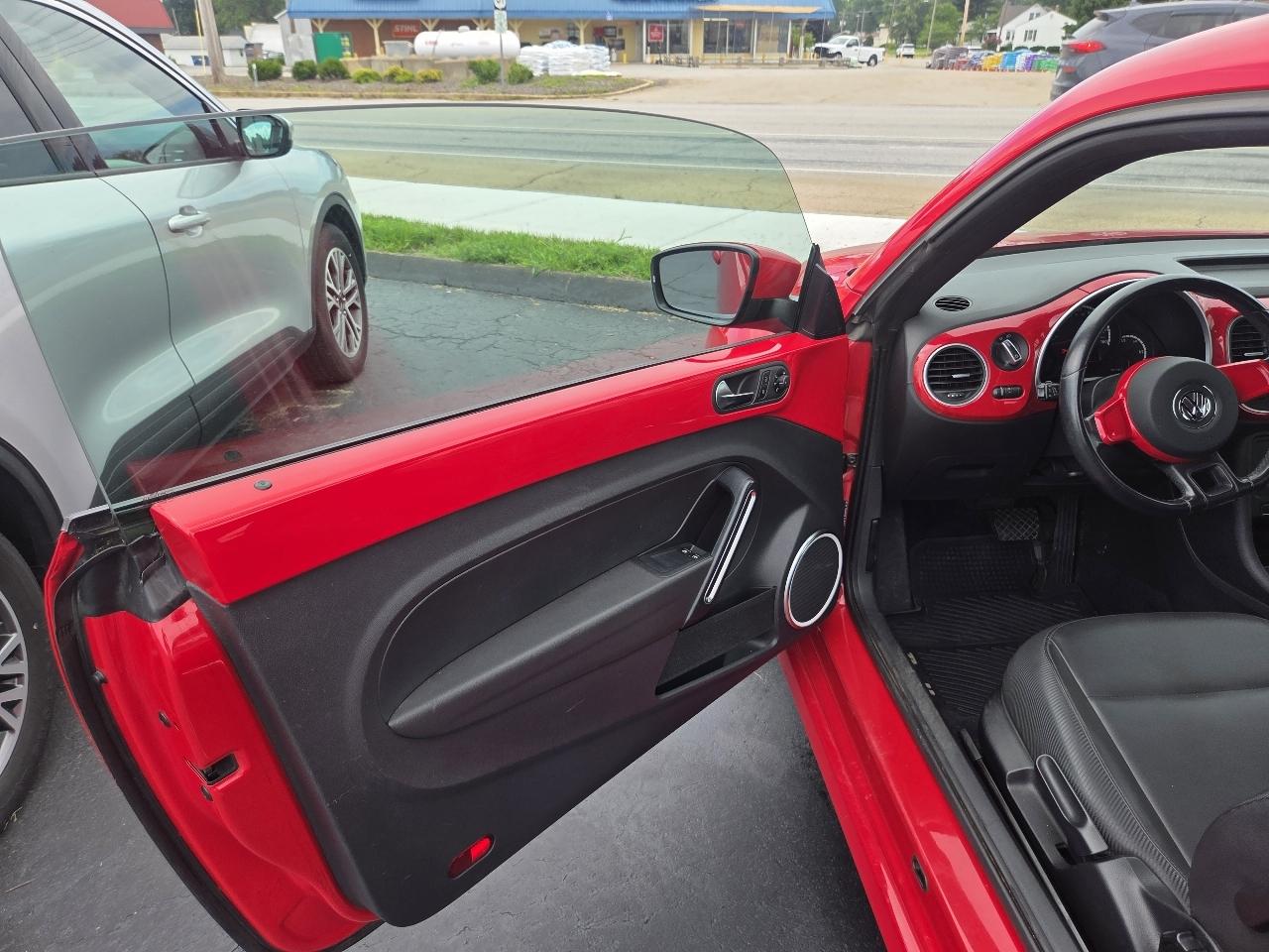Volkswagen Beetle 2.5L 2013