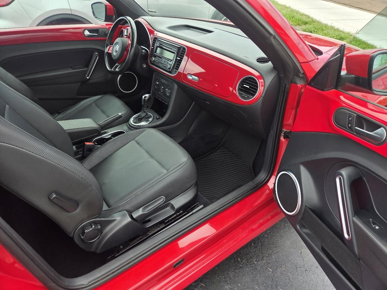 Volkswagen Beetle 2.5L 2013