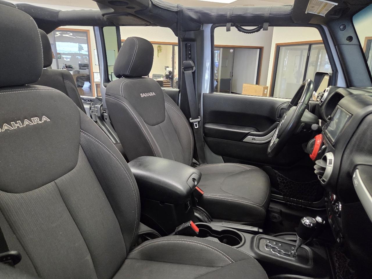 Jeep Wrangler Unlimited Sahara 4WD 2016