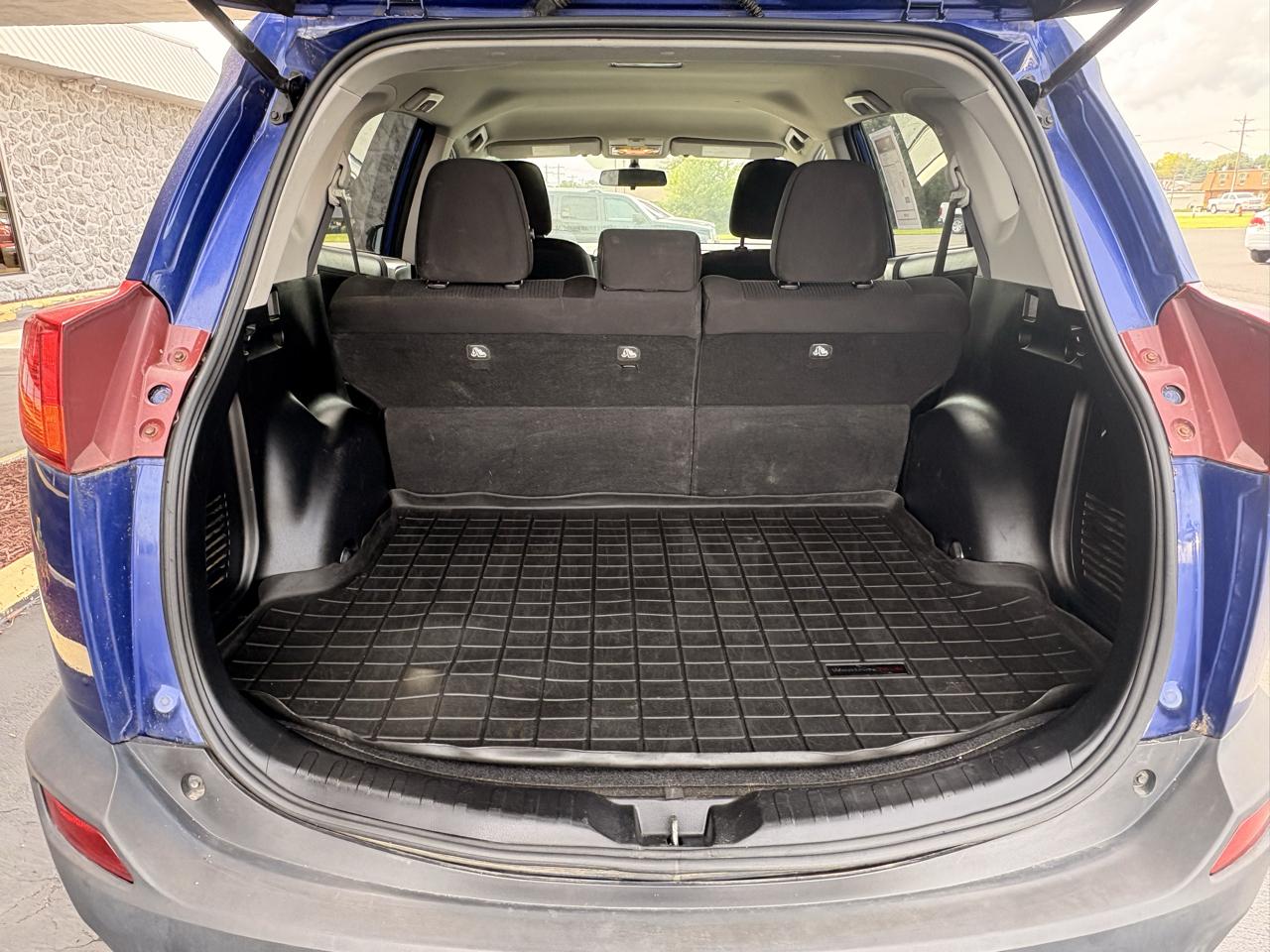 Toyota RAV4 LE AWD 2014