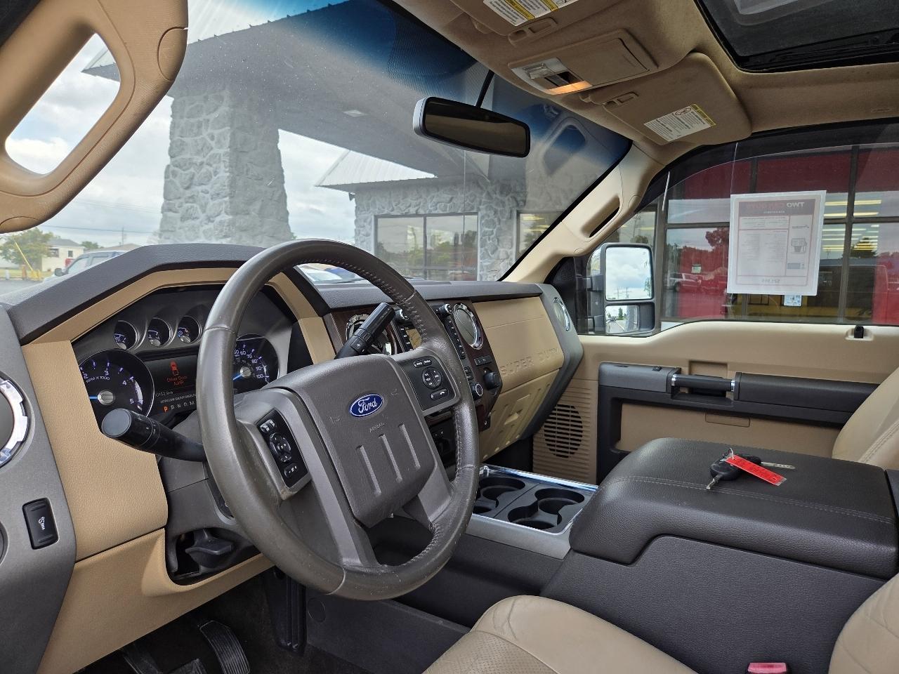 Ford F-250 SD Limited Crew Cab 4WD 2011