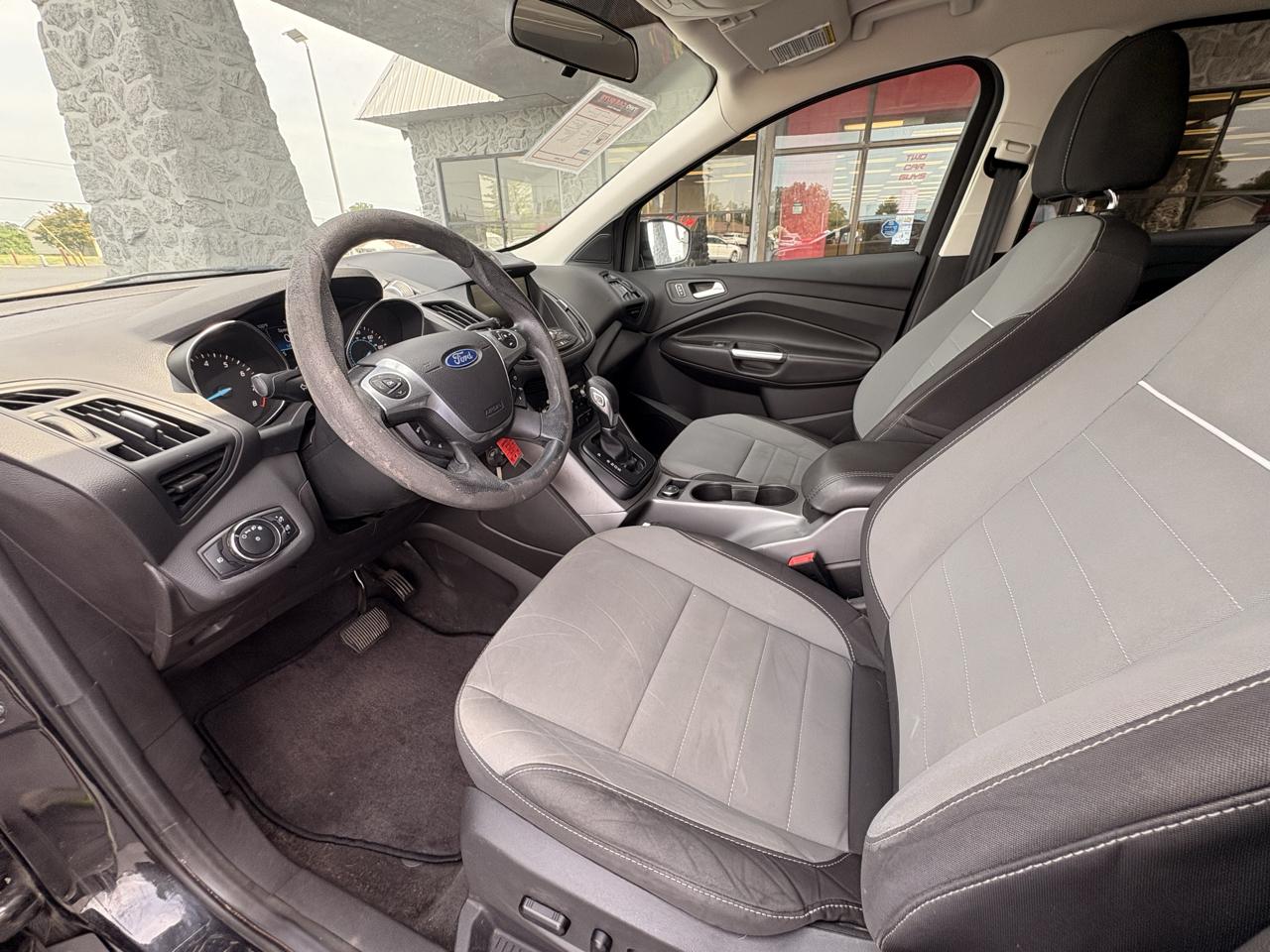 Ford Escape SE FWD 2014