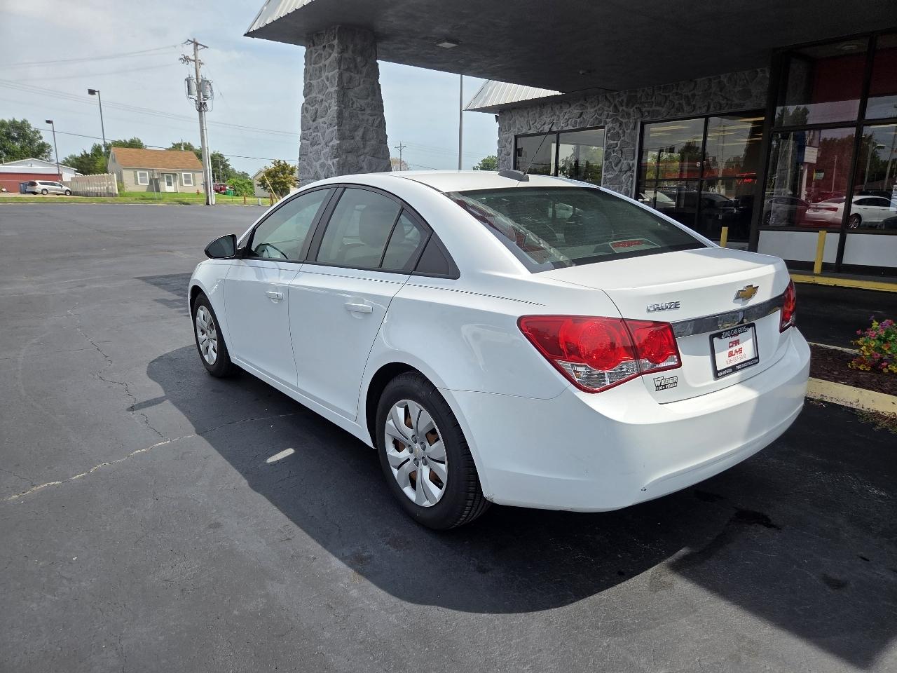 Chevrolet Cruze LS Auto 2015