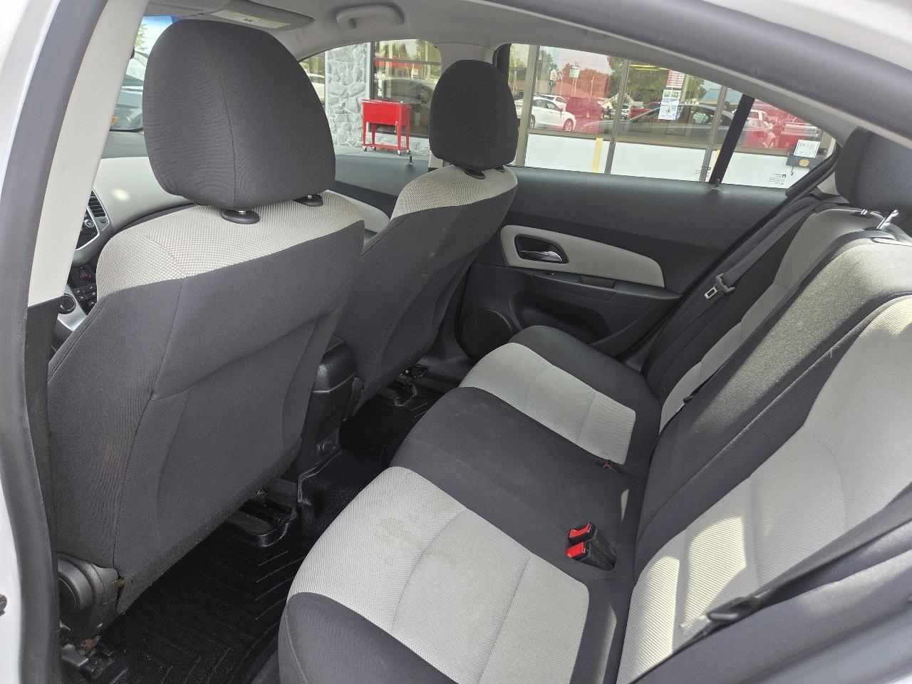 Chevrolet Cruze LS Auto 2015