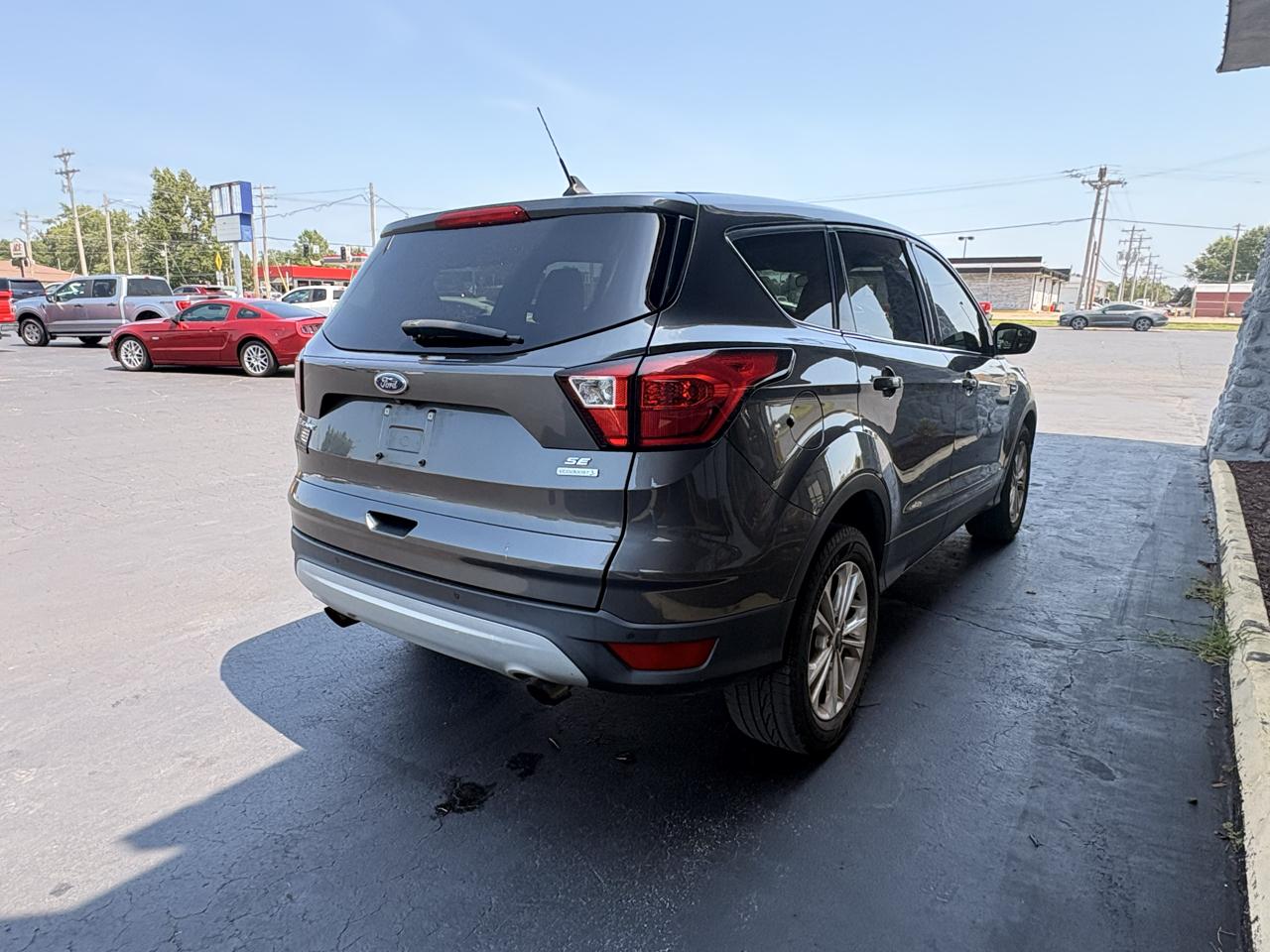 Ford Escape SE FWD 2019