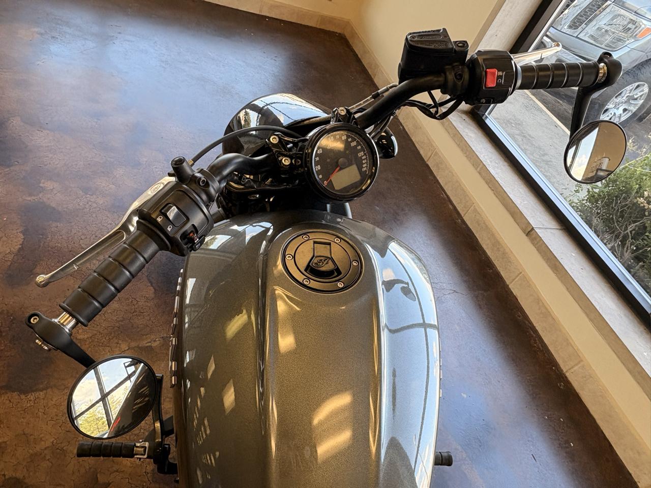 Indian Scout Bobber ABS  2022