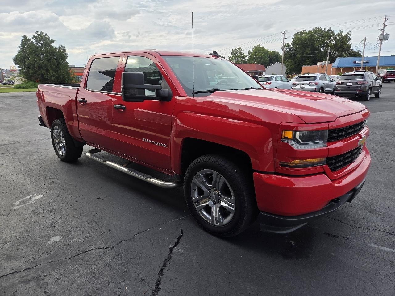 Chevrolet Silverado 1500 Custom Crew Cab 4WD 2018