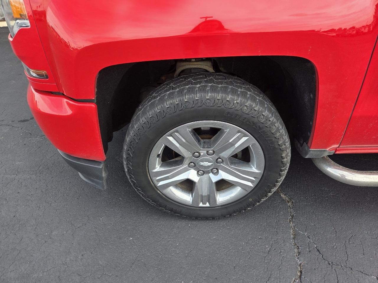Chevrolet Silverado 1500 Custom Crew Cab 4WD 2018