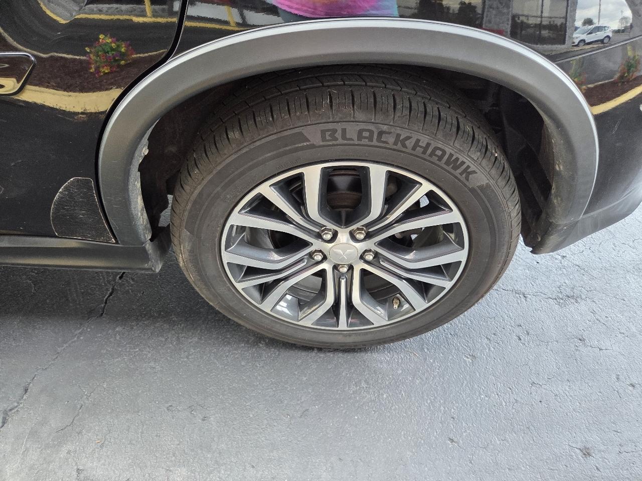 Mitsubishi Outlander Sport 2.0 ES CVT 2016