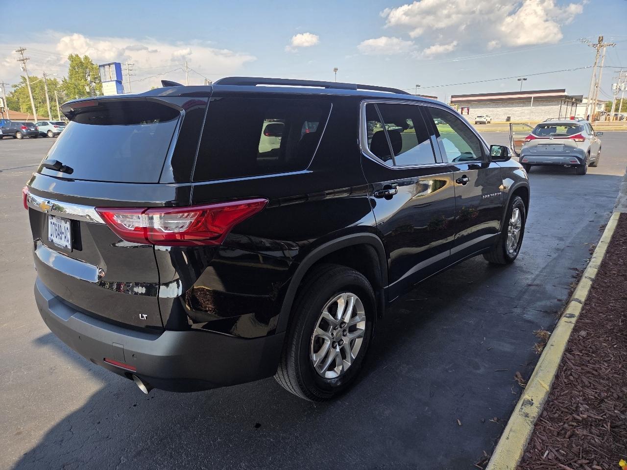 Chevrolet Traverse LT Cloth FWD 2021