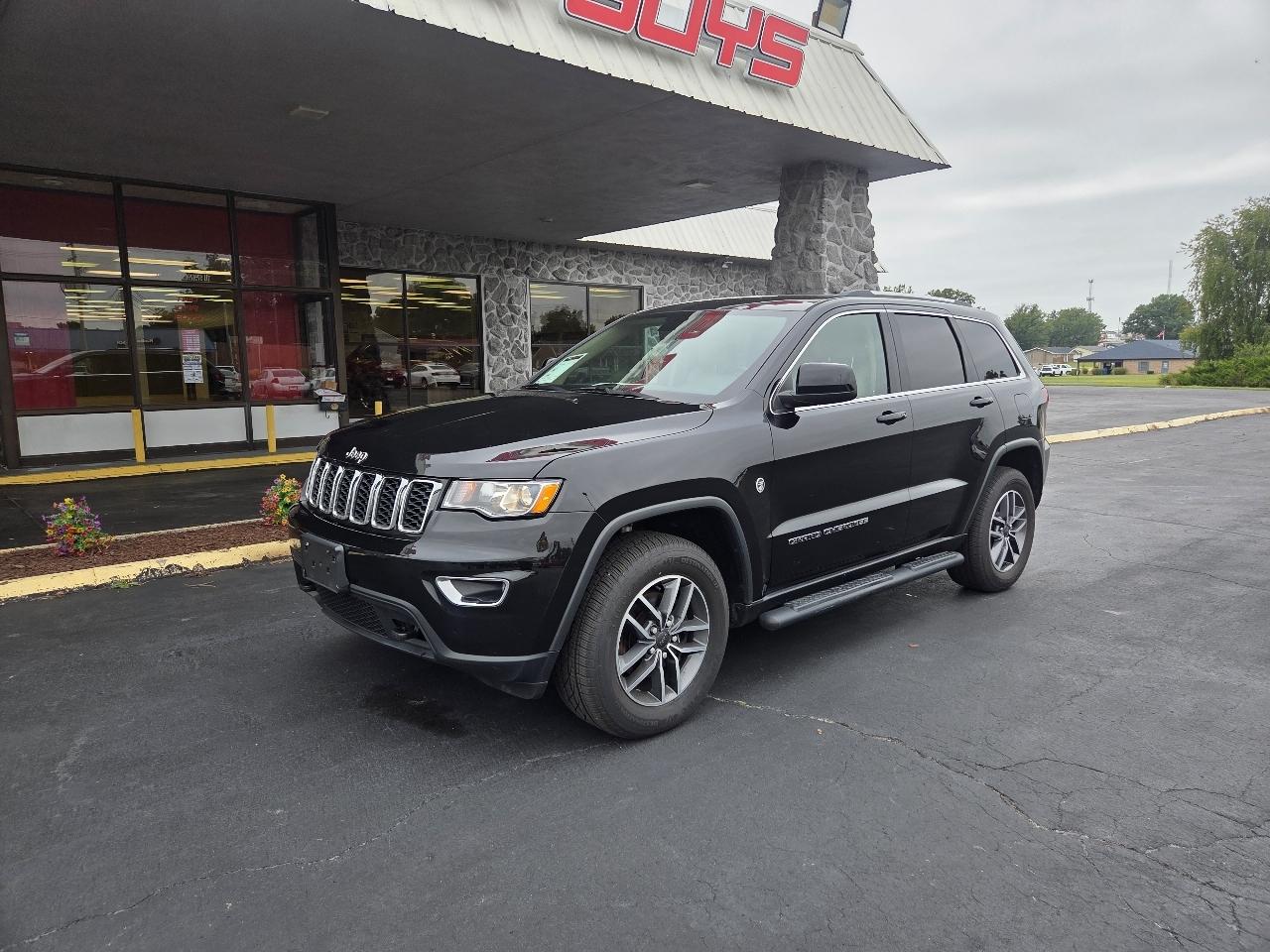 Jeep Grand Cherokee Laredo 4WD 2020
