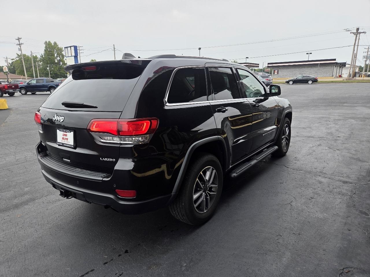 Jeep Grand Cherokee Laredo 4WD 2020