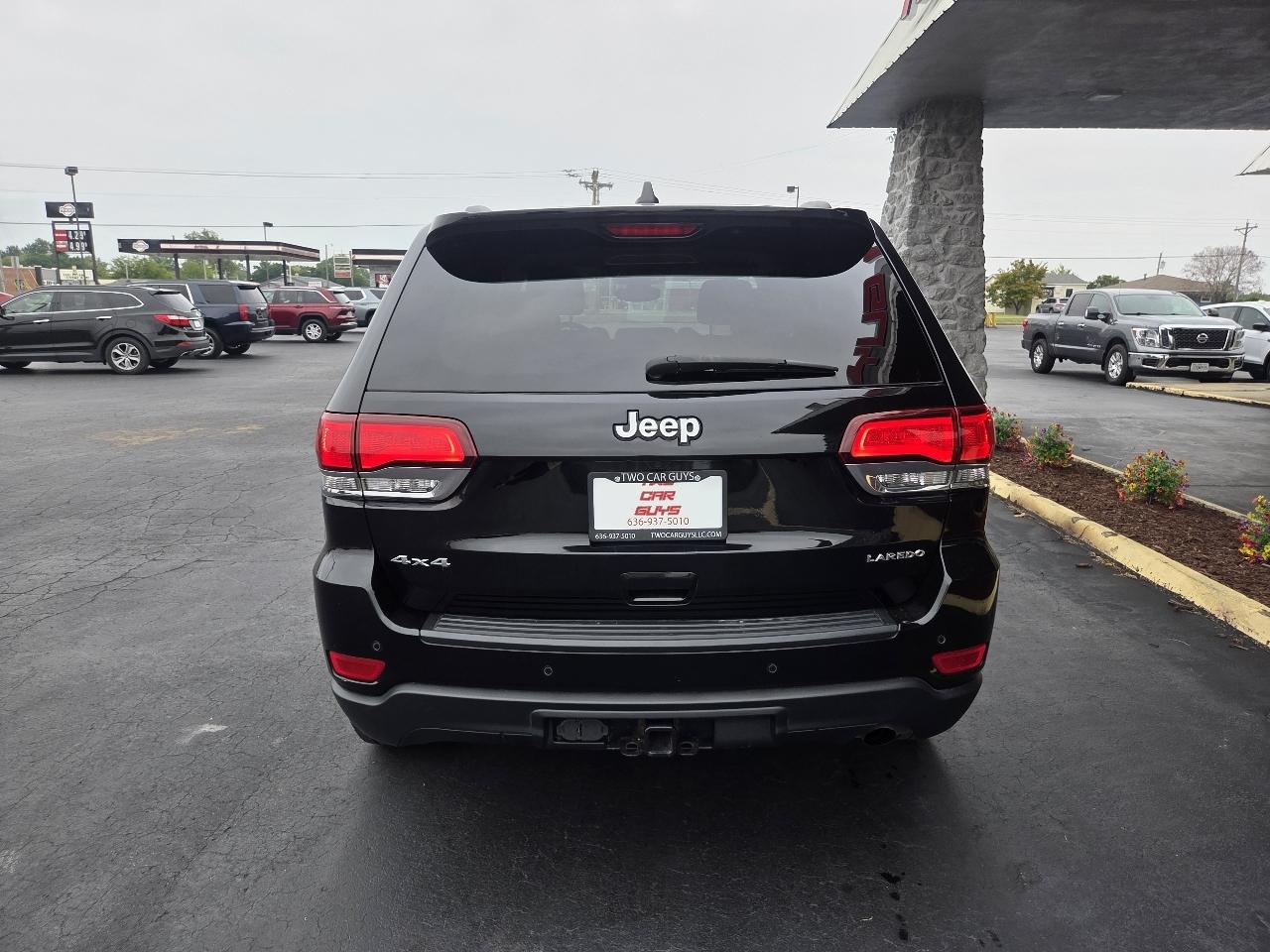 Jeep Grand Cherokee Laredo 4WD 2020