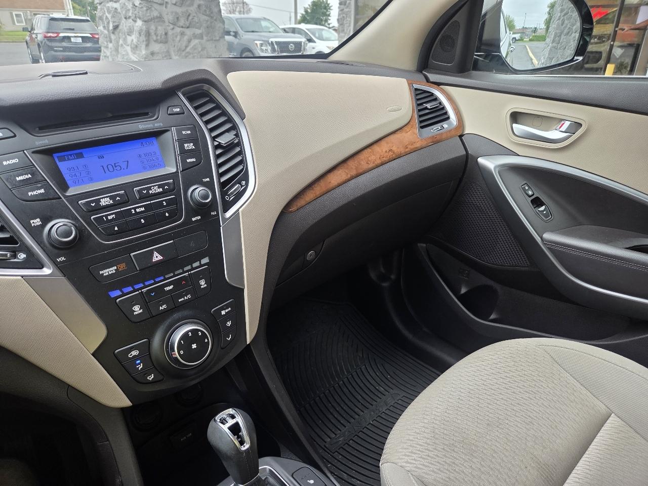 Hyundai Santa Fe GLS AWD 2013