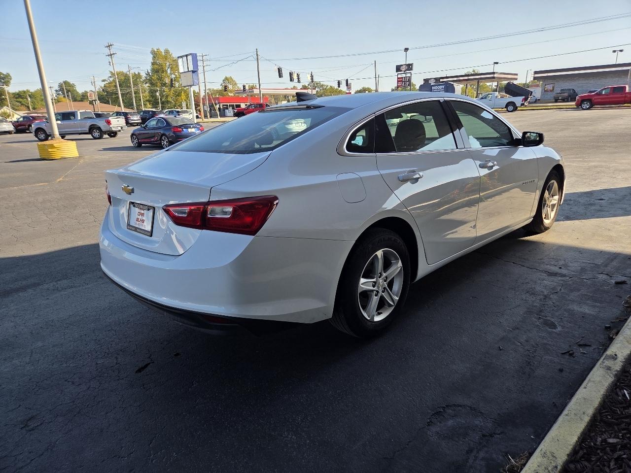 Chevrolet Malibu 1FL 2023