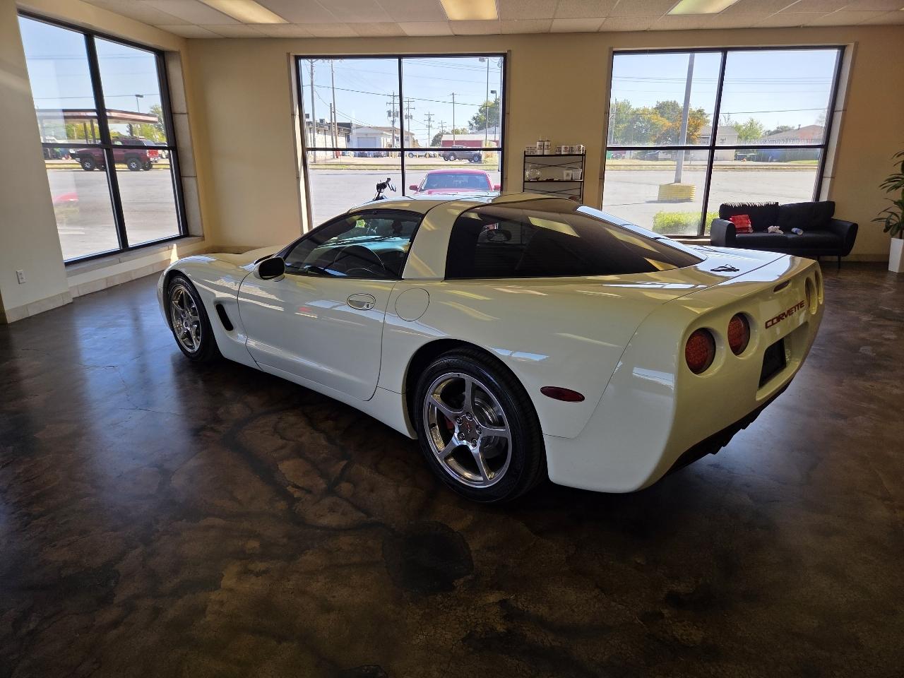 Chevrolet Corvette Coupe 2001