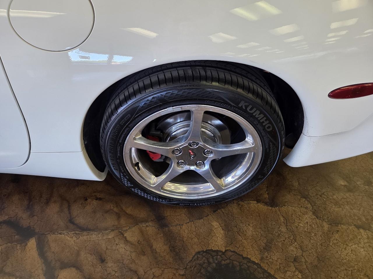 Chevrolet Corvette Coupe 2001
