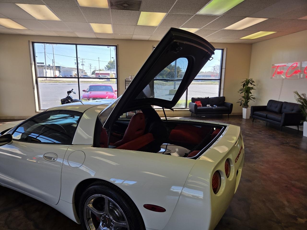 Chevrolet Corvette Coupe 2001