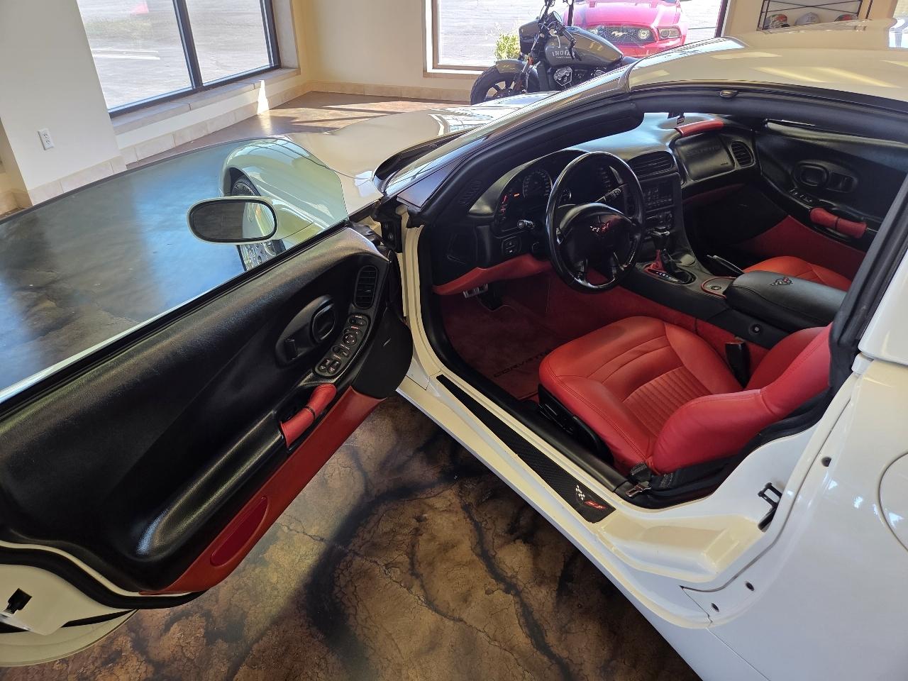 Chevrolet Corvette Coupe 2001