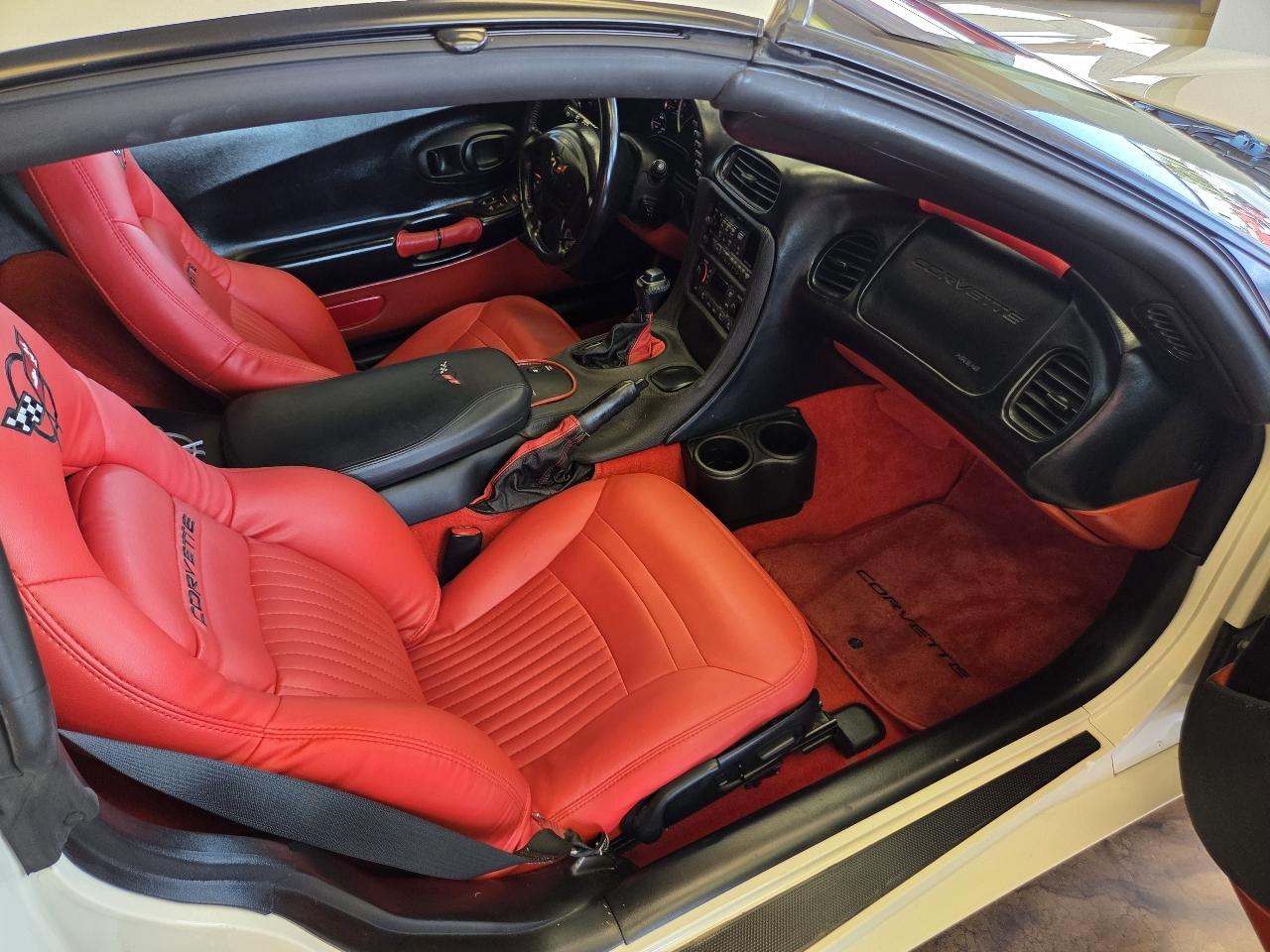 Chevrolet Corvette Coupe 2001