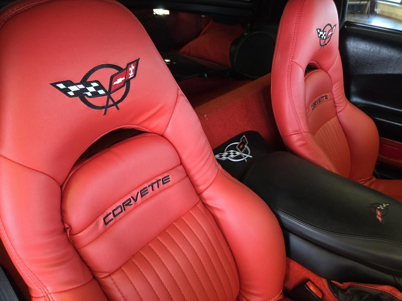 Chevrolet Corvette Coupe 2001