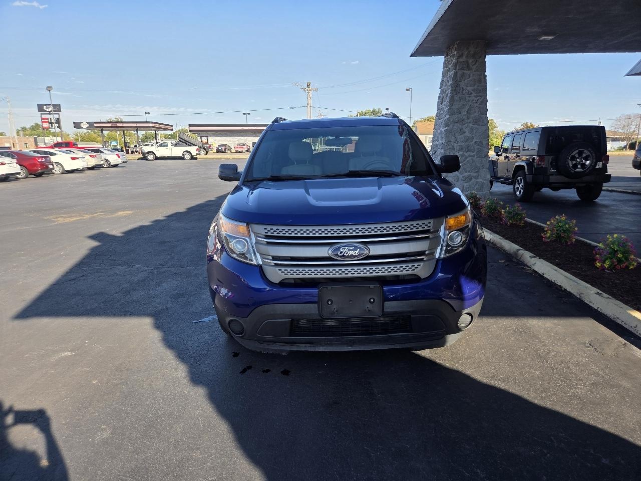 Ford Explorer Base 4WD 2013
