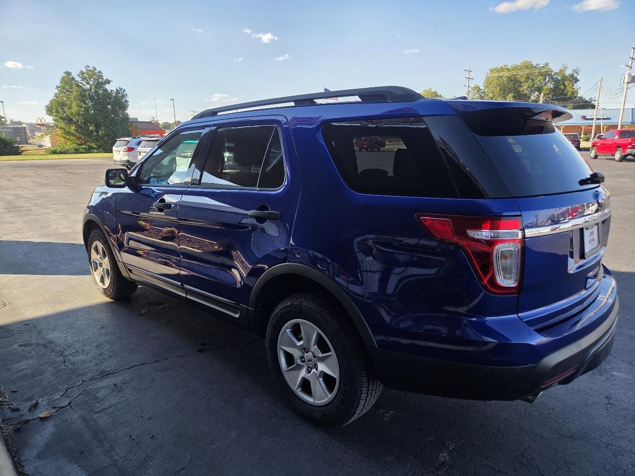 Ford Explorer Base 4WD 2013
